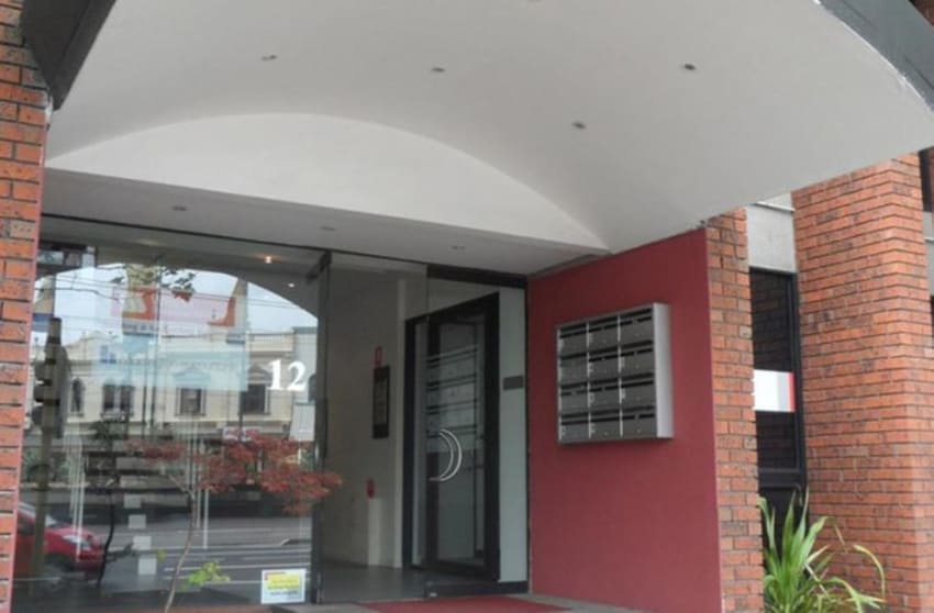 Click to view all images Suite 5a/12 Pascoe Vale Road Moonee Ponds VIC 3039 - Image 2