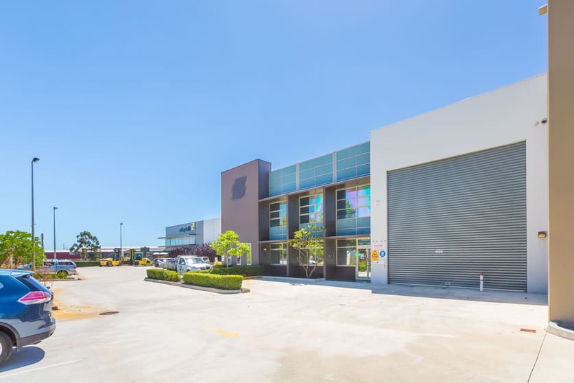 4/1-9 Kurnall Road Welshpool WA 6106 - Image 3
