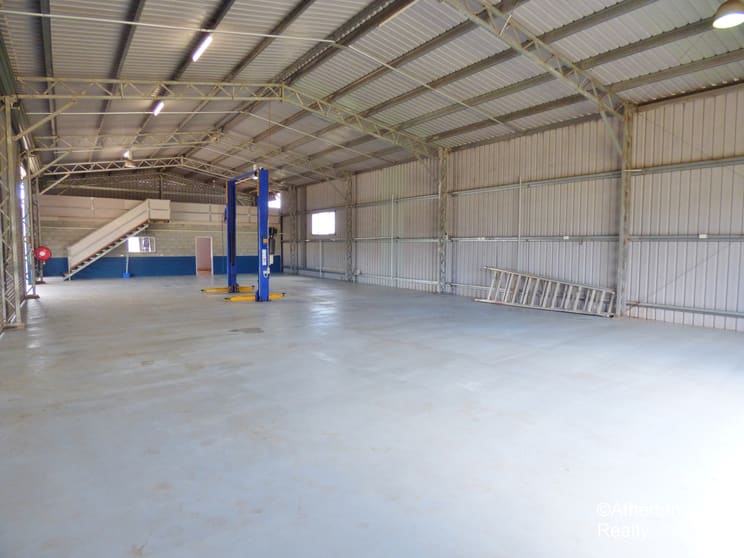Click to view all images Tolga QLD 4882 - Image 3