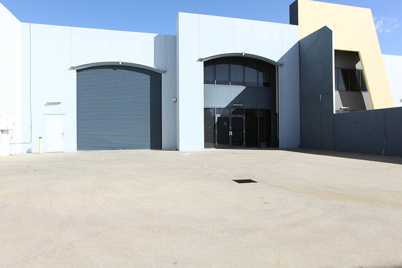 6 Karratha Street Welshpool WA 6106 - Image 1