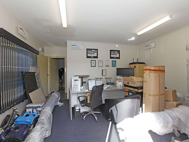 11 Lucknow Street Thomastown VIC 3074 - Image 3