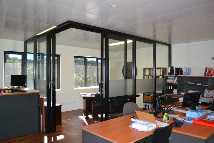 Click to view all images 13/43 Tallebudgera Creek Road Burleigh Heads QLD 4220 - Image 1