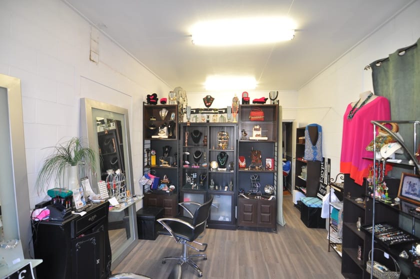 Unit 1, 179 Bundock Street West End QLD 4810 - Image 3