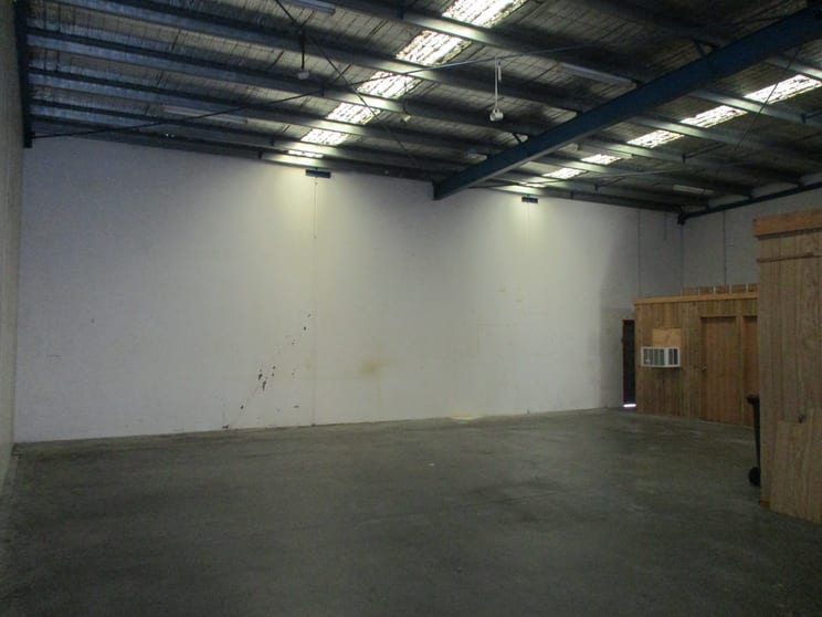 2/1 trade park drive Tullamarine VIC 3043 - Image 3