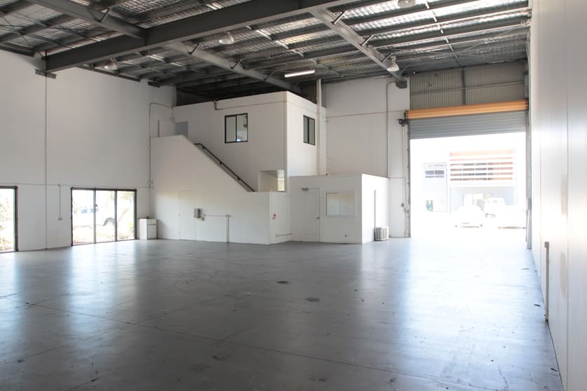 Click to view all images 5/41-45 Cessna Drive Caboolture QLD 4510 - Image 2