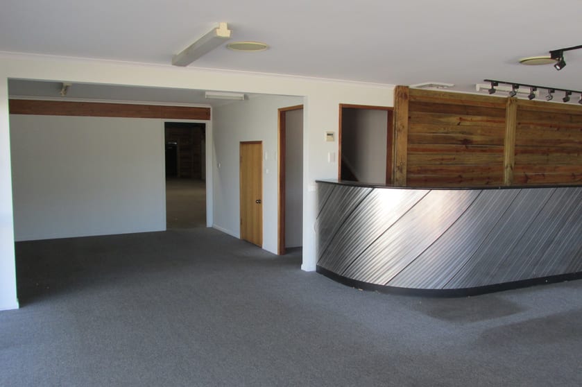 83 Old Maryborough Road Pialba QLD 4655 - Image 2