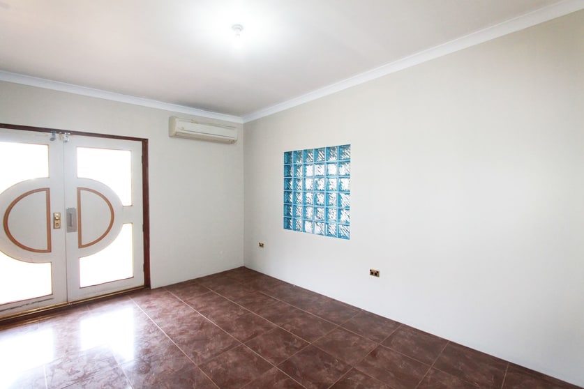 Click to view all images 38A Moorambine Street Wedgefield WA 6721 - Image 3