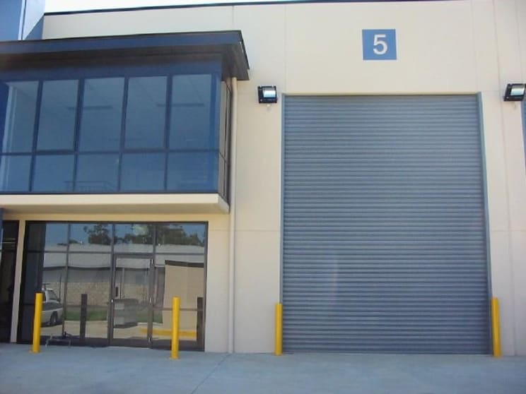 Click to view all images Smithfield NSW 2164 - Image 1