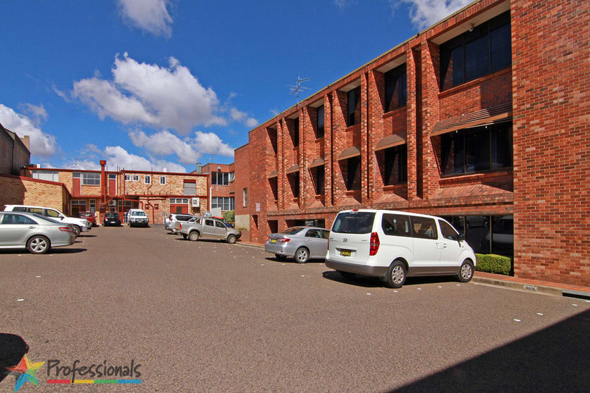 7B/109 Jessie Street Armidale NSW 2350 - Image 2