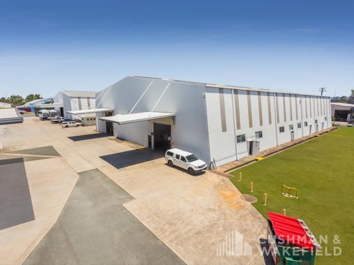 Click to view all images 2/29 Violet Street Eagle Farm QLD 4009 - Image 1