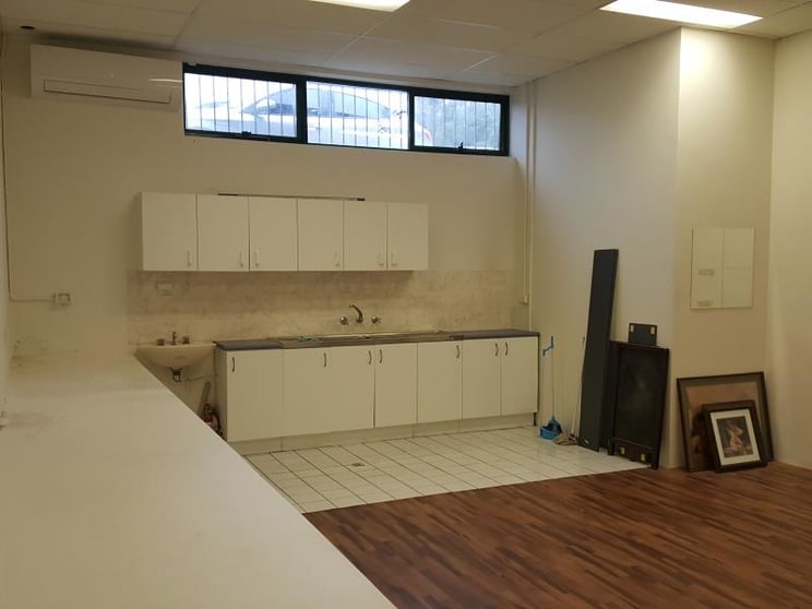 Basement  Suite 2/172 Scarborough Beach Road Mount Hawthorn WA 6016 - Image 3
