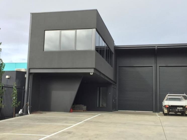 Click to view all images 2/39 Shearson Crescent Mentone VIC 3194 - Image 1