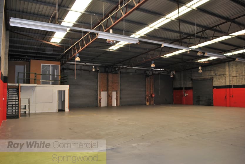 Click to view all images 10 Aranda Street Slacks Creek QLD 4127 - Image 3