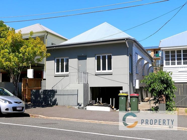 Click to view all images 13 Chermside Newstead QLD 4006 - Image 1