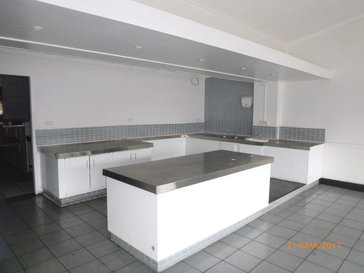 7/193-199 Haly Street Kingaroy QLD 4610 - Image 2