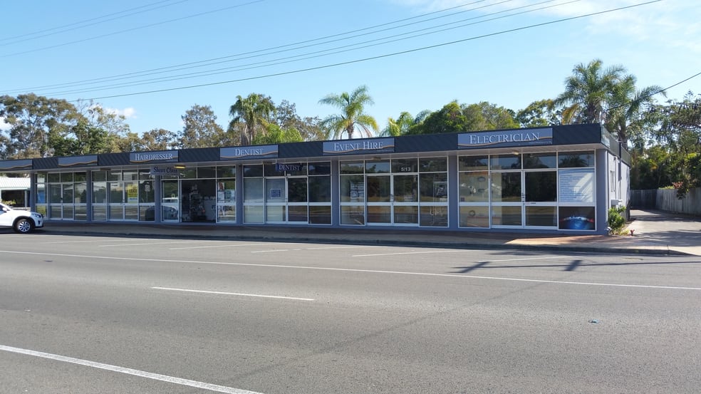 Click to view all images 5&6/13 Bideford Street Torquay QLD 4655 - Image 1