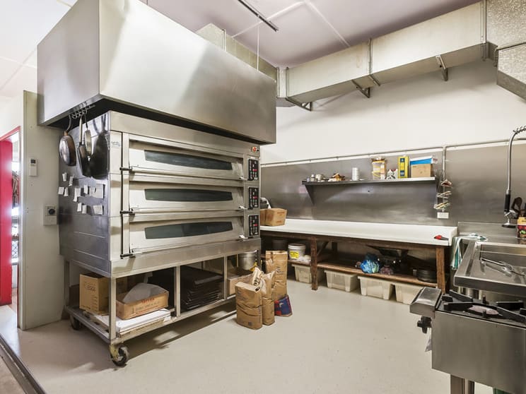 Click to view all images 601 Whitehorse Road Surrey Hills VIC 3127 - Image 3