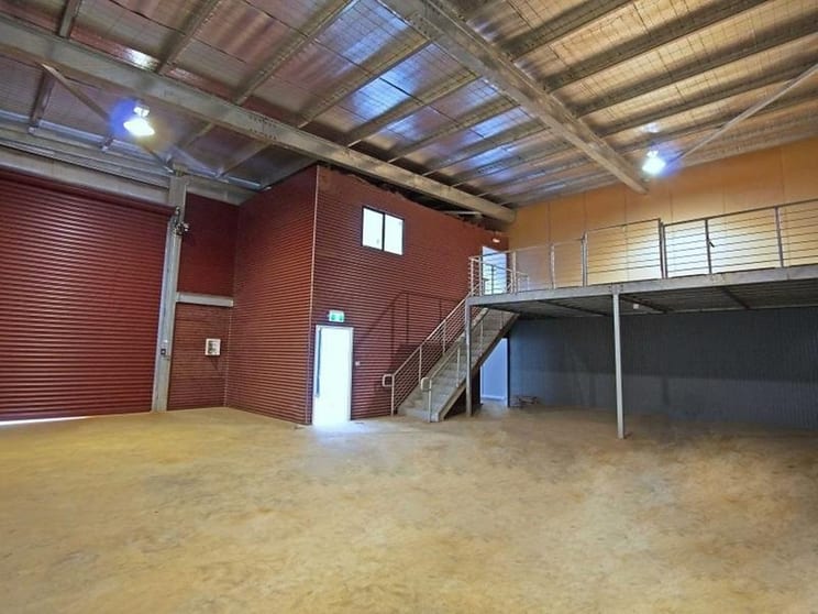 Click to view all images 2/45 Steel Loop Wedgefield WA 6721 - Image 2