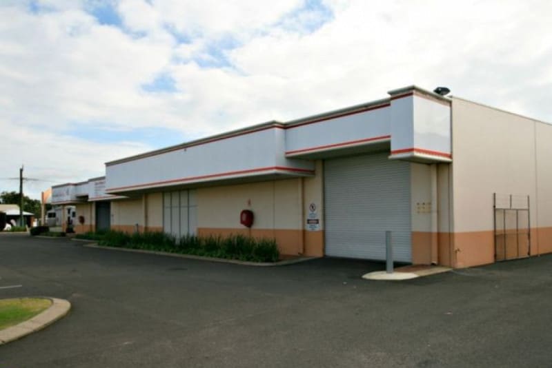 Click to view all images Unit 7/1 Halifax Drive Davenport WA 6230 - Image 2