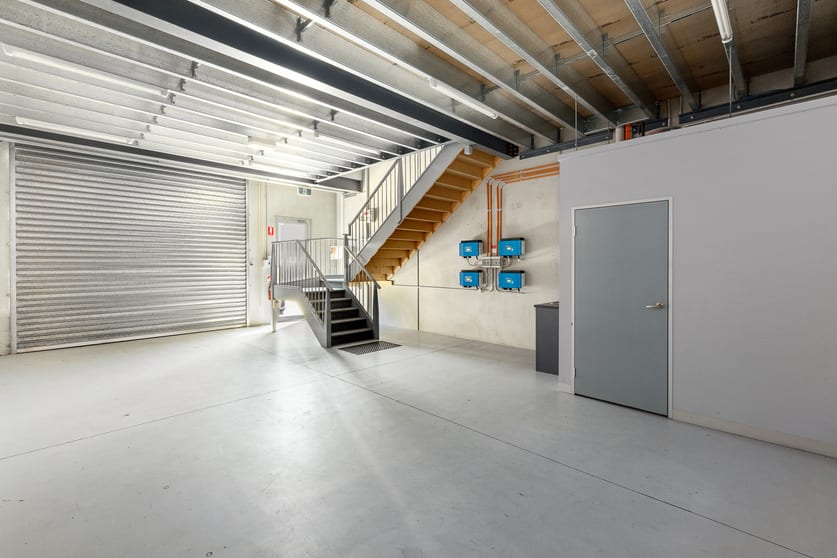 Click to view all images 13/88 Wirraway Drive Port Melbourne VIC 3207 - Image 2