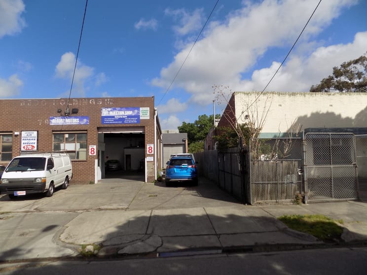 Click to view all images 2/8 Heart Street Dandenong VIC 3175 - Image 1