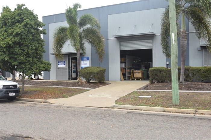 1/16-18 Gurney Street Garbutt QLD 4814 - Image 1