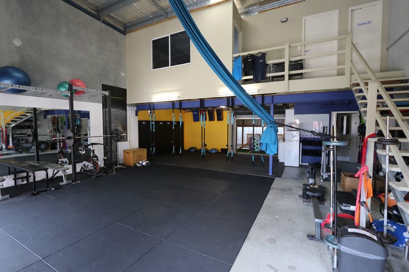 Click to view all images 4/9 Rothcote Court Burleigh Heads QLD 4220 - Image 2