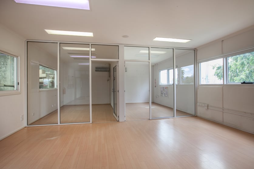 Click to view all images 2 Helm Court Epping VIC 3076 - Image 3