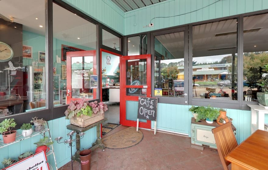 Click to view all images 1+2/74-76 Hoddle Street Robertson NSW 2577 - Image 2