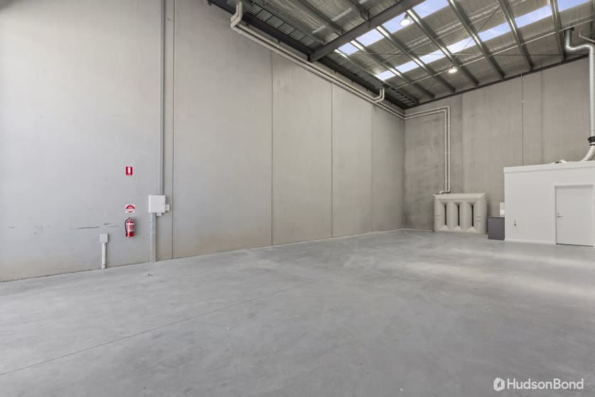 17/21 Cook Road Mitcham VIC 3132 - Image 2