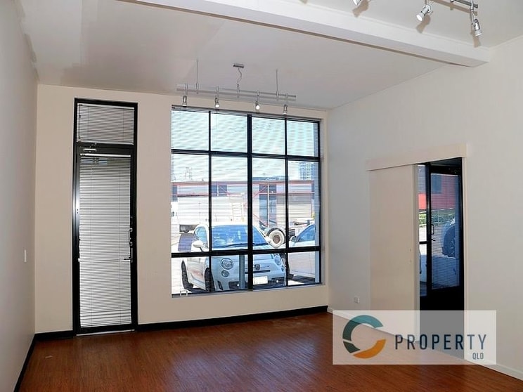 Click to view all images 69 Montpelier Road Bowen Hills QLD 4006 - Image 3