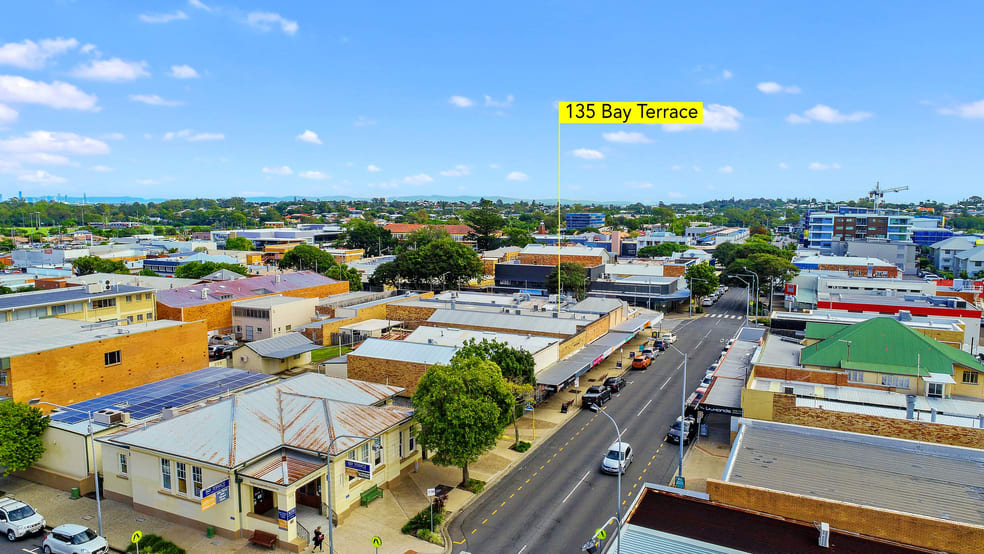 Click to view all images 4/135 Bay Terrace Wynnum QLD 4178 - Image 1