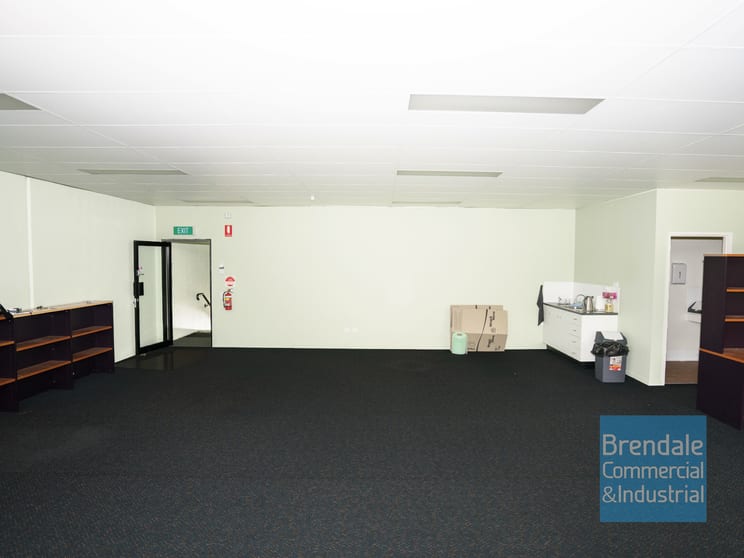 Click to view all images Lawnton QLD 4501 - Image 3