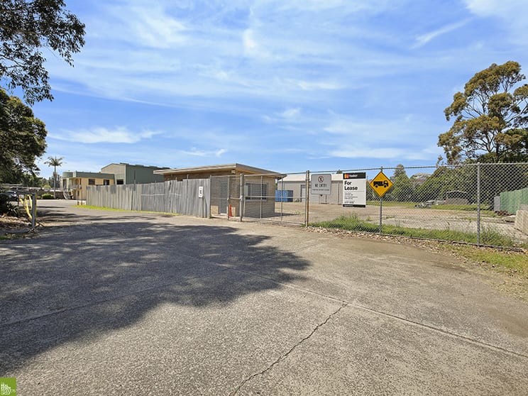 Click to view all images 95 Bellambi Lane Bellambi NSW 2518 - Image 1