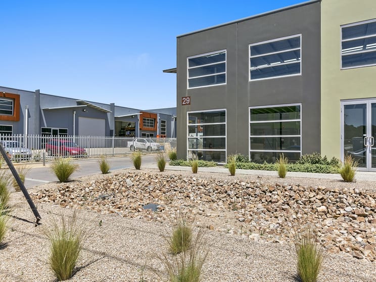 Click to view all images 5/29 Henry Wilson Drive Rosebud VIC 3939 - Image 3