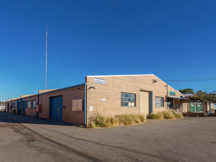 1B/4 Pritchard Street O'connor WA 6163 - Image 2