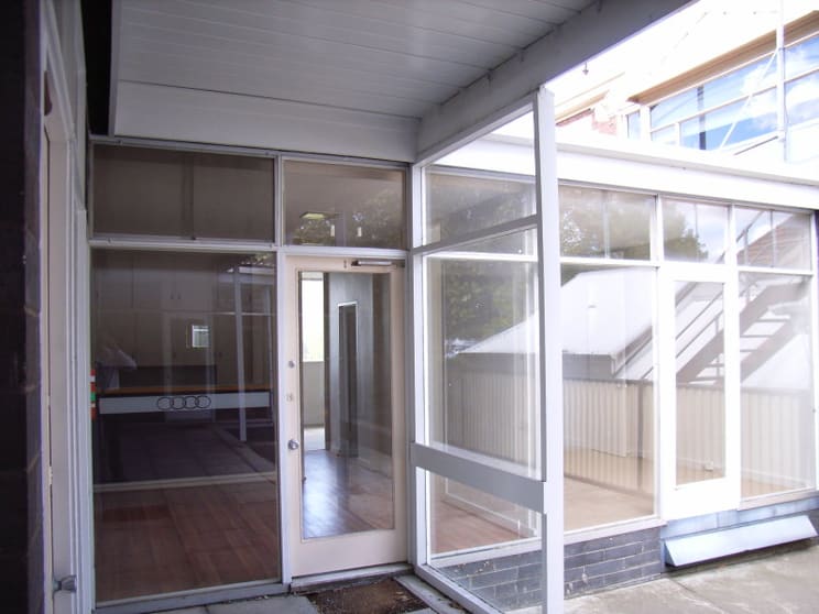 Click to view all images 1/251 Latrobe Terrace Geelong VIC 3220 - Image 1