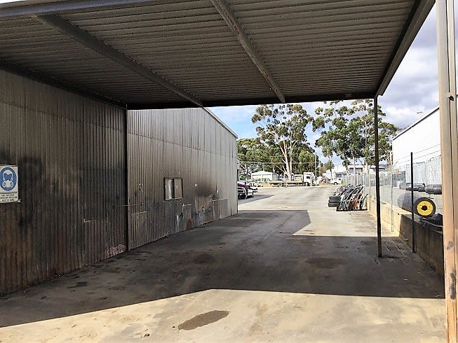 Click to view all images 2/9 Kitson Place Maddington WA 6109 - Image 3