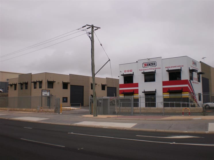 Click to view all images 2/1216 Rockingham Road Naval Base WA 6165 - Image 1