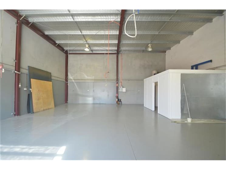 (Unit 3)/6 Farrier Place Rutherford NSW 2320 - Image 2