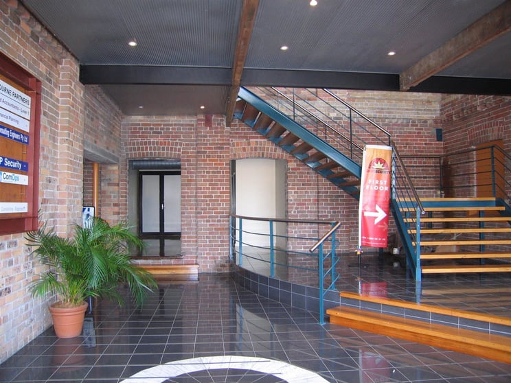 Click to view all images (Unit 2)/56 Hudson Street Hamilton NSW 2303 - Image 3