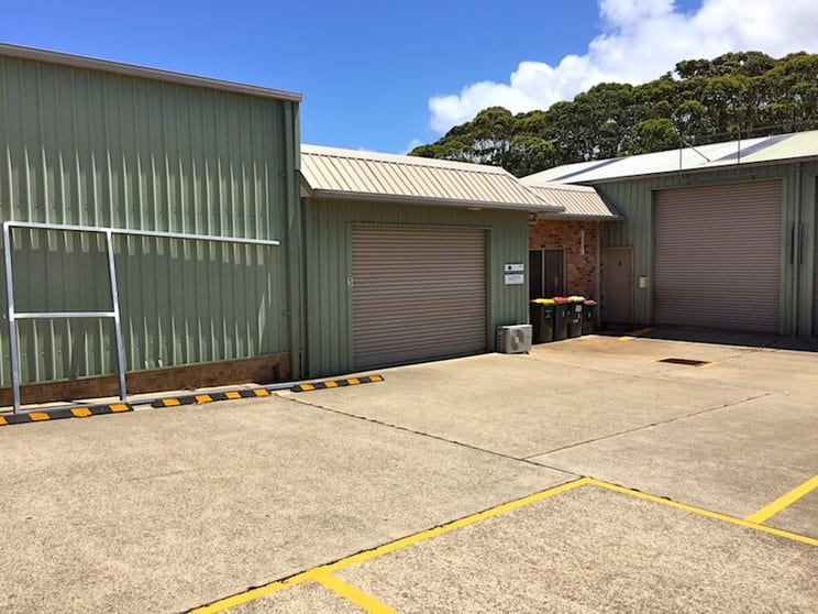 Click to view all images 3/243 Princes Highway Ulladulla NSW 2539 - Image 2