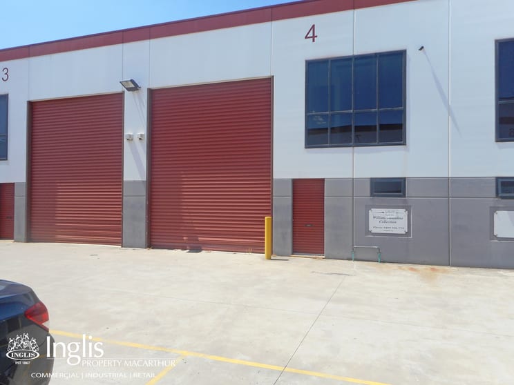 Click to view all images Unit 4/6-8 Bluett Drive Smeaton Grange NSW 2567 - Image 2