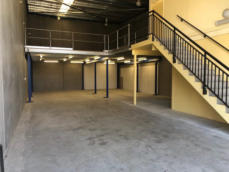 Click to view all images Unit 4/6-8 Bluett Drive Smeaton Grange NSW 2567 - Image 1