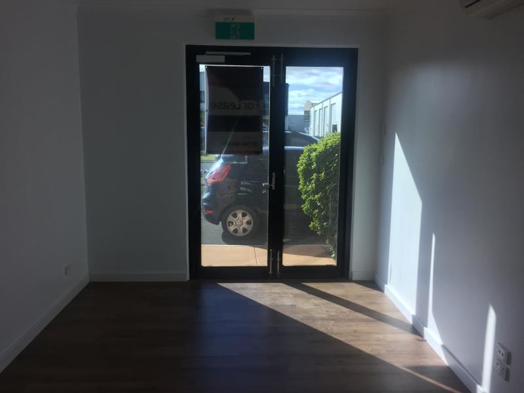 Click to view all images 2/13 Shanahan Road Davenport WA 6230 - Image 2