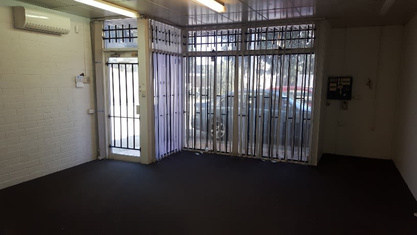 1/88 Briggs Street Welshpool WA 6106 - Image 2