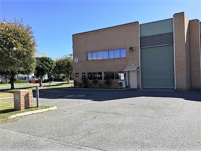 1  McDermott Street Welshpool WA 6106 - Image 1