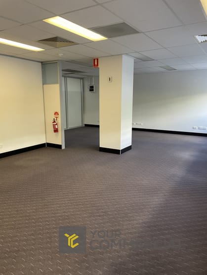 Click to view all images 8 Carraway Street Kelvin Grove QLD 4059 - Image 3