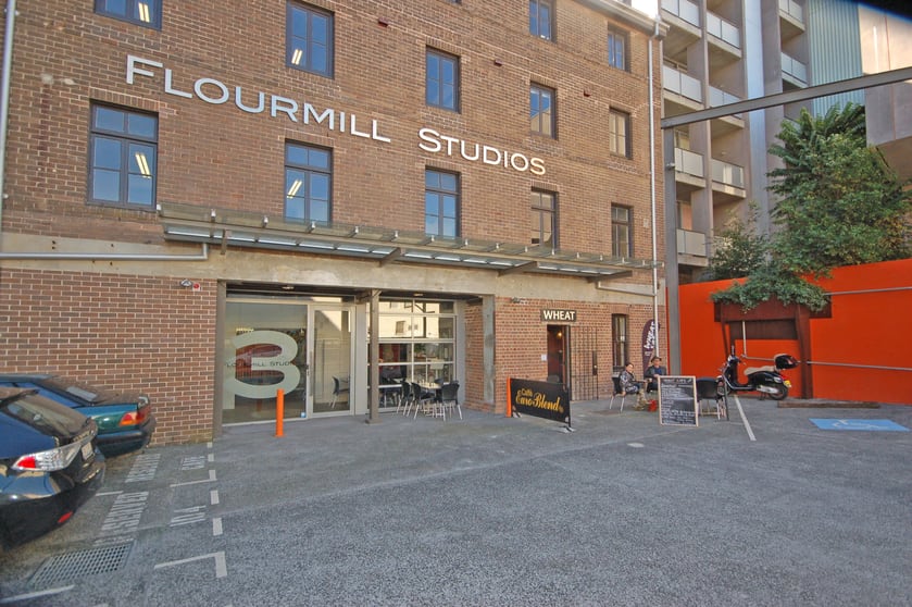Click to view all images 406/3 Gladstone Street Newtown NSW 2042 - Image 2