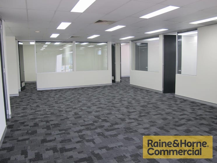 16 Parkview Drive Archerfield QLD 4108 - Image 2